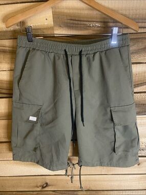 Manfinity Men's Olive Cargo Drawstring Shorts with Utility Pockets size M